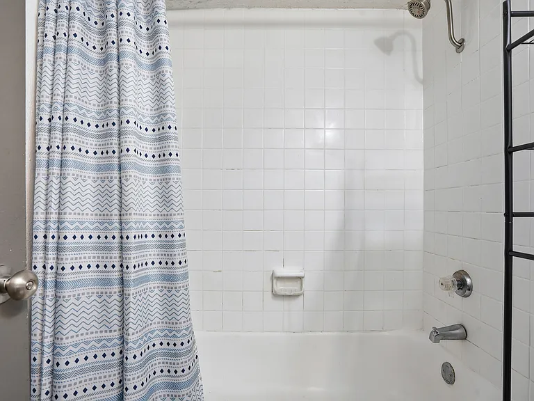 9520 Royal Ln #207 — Photo 12