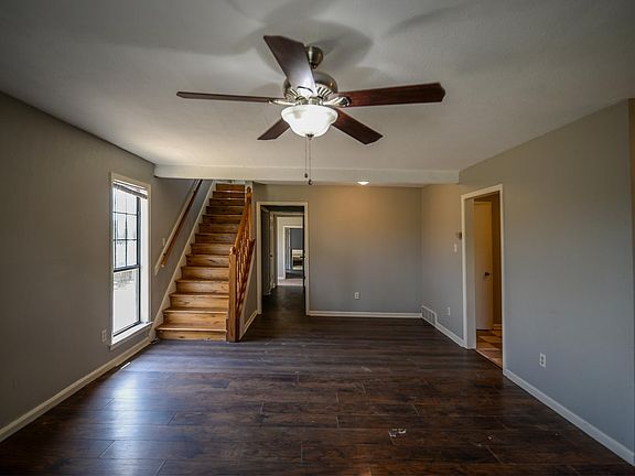 3rd image of 2273 Belin Dr