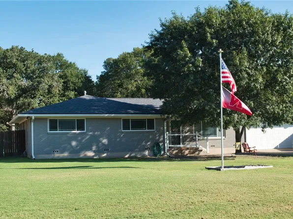 4318 Kendall Ln, Waco, TX 76705