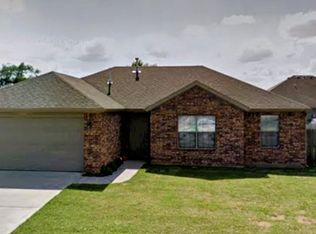 300 Poplar Rd, Centerton, AR 72719