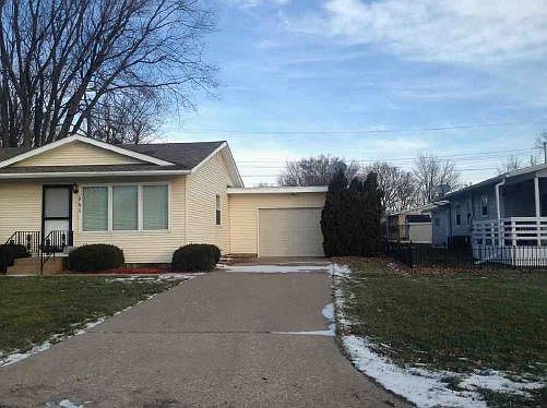 2nd image of 963 38th Ave