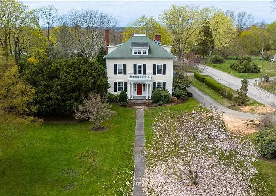 905 Warwick Neck Ave Warwick, RI, 02889 Apartments for Rent Zillow