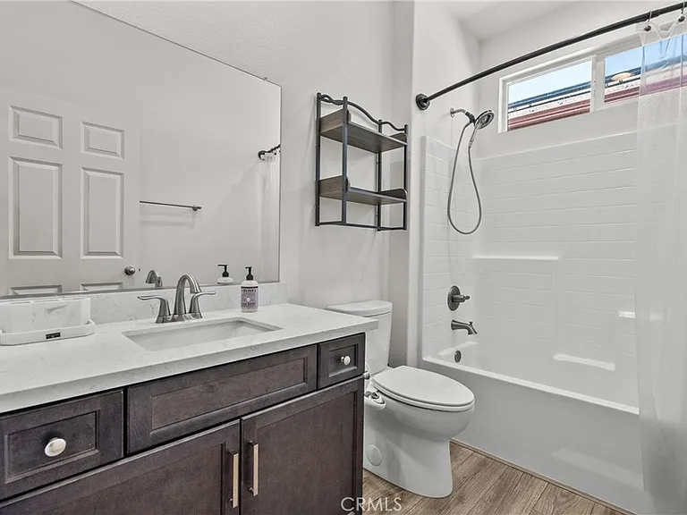 14610 W Isla Vista Dr — Photo 17