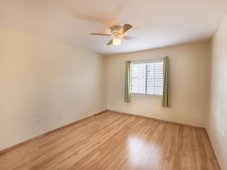 429 S Ferris Ave — Photo 10