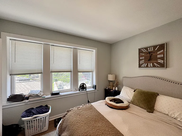 2022 W Division St #2B — Photo 14