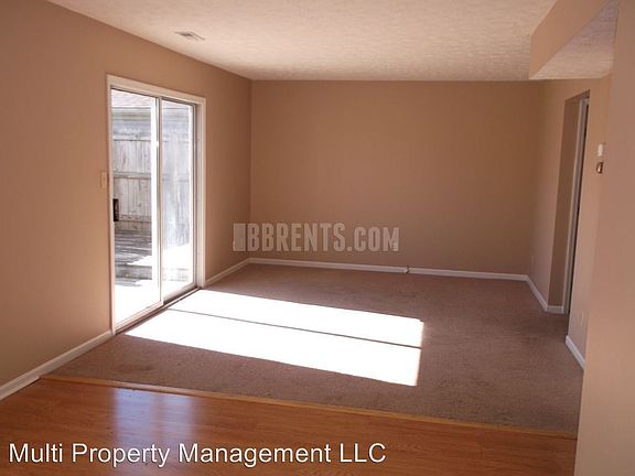 5th image of 837 Ashley Ct