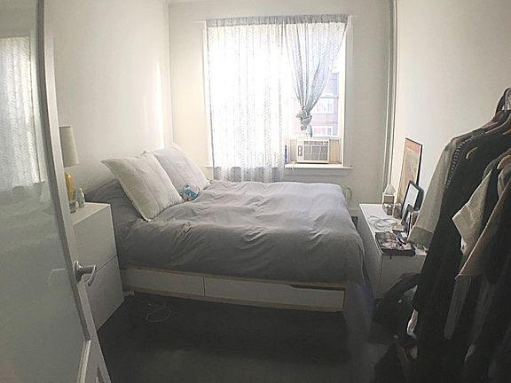 3rd image of 2505 24th Ave APT 2A