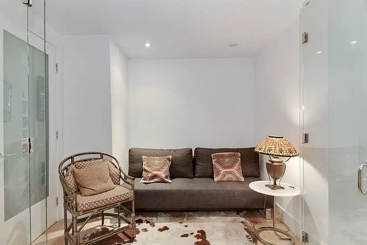 1 bed, 700 sqft, $3,750 — Photo 4