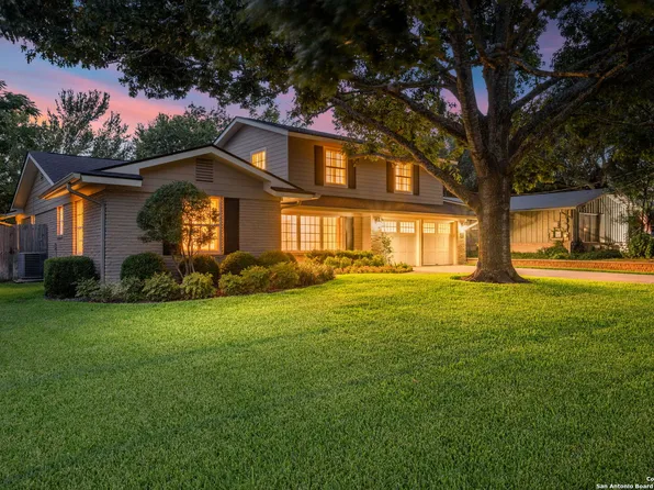 1830 EDGEHILL DR, San Antonio, TX 78209