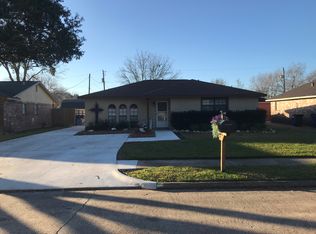 256 Bastrop St, Angleton, TX 77515