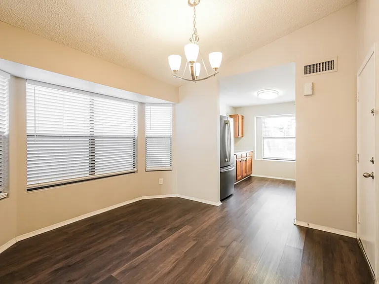 11622 W Olive Dr — Photo 6