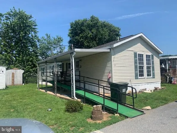 883 E Main St Trailer 23, Ephrata, PA 17522