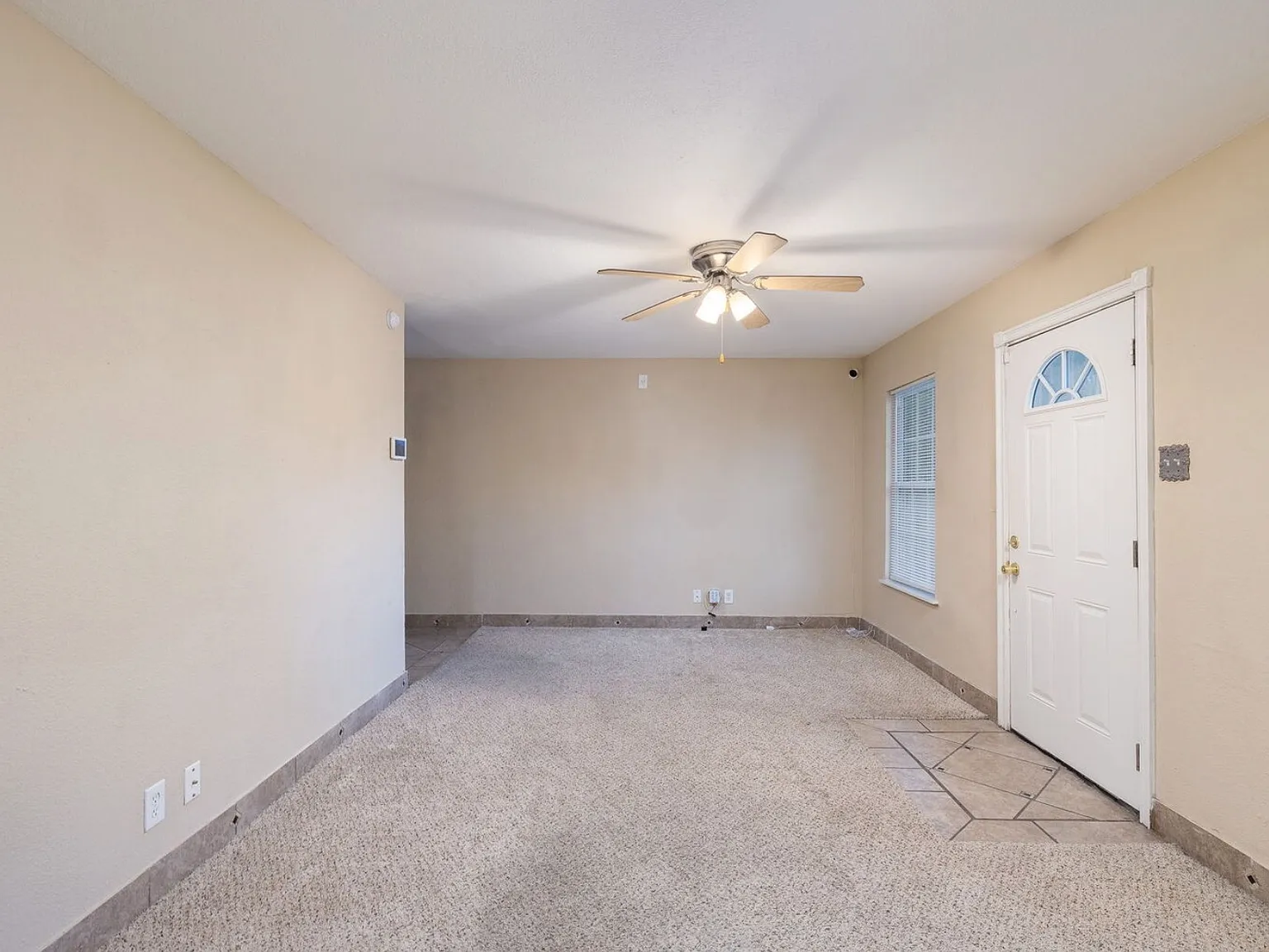 3 bed, 1176 sqft, $1,425 — Photo 3