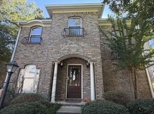 124 Falls Grove Dr, Oxford, MS 38655