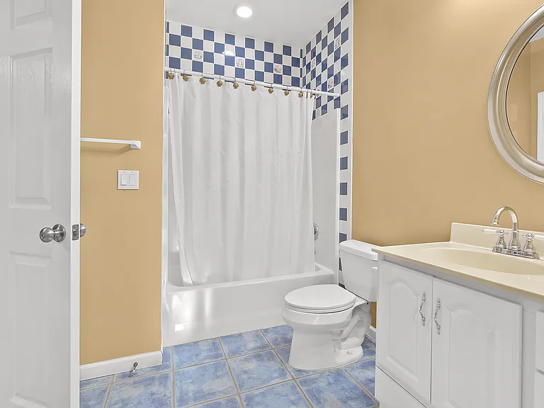 495 Pine Bough Ct — Photo 48