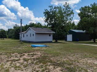 10241 W Gladwin Rd, Lake, MI 48632