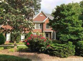 201 Bathgate Ln, Cary, NC 27513