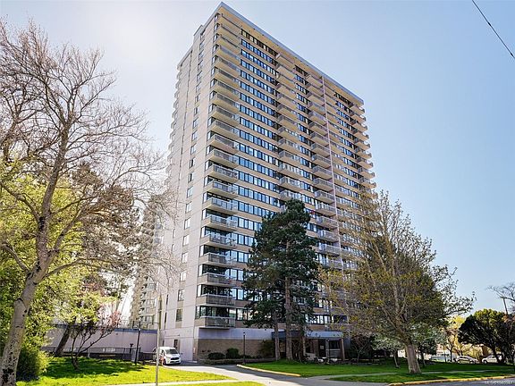 4th image of 647 Michigan St #1401