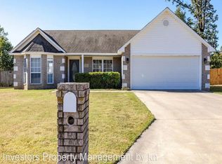 2521 Red Oak Dr, Van Buren, AR 72956