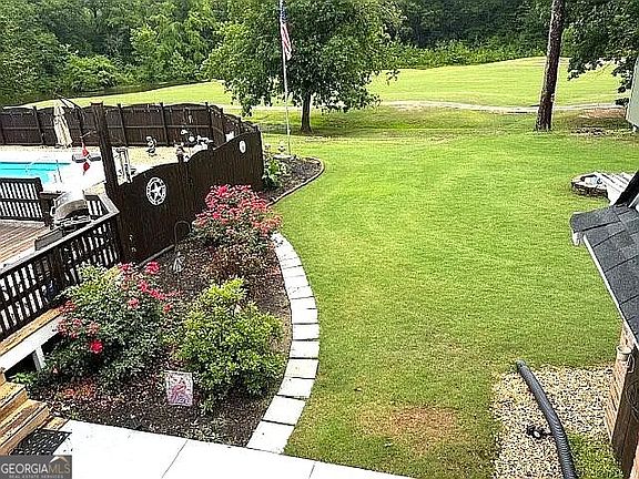 4th image of 135 Meadow Lakes Blvd