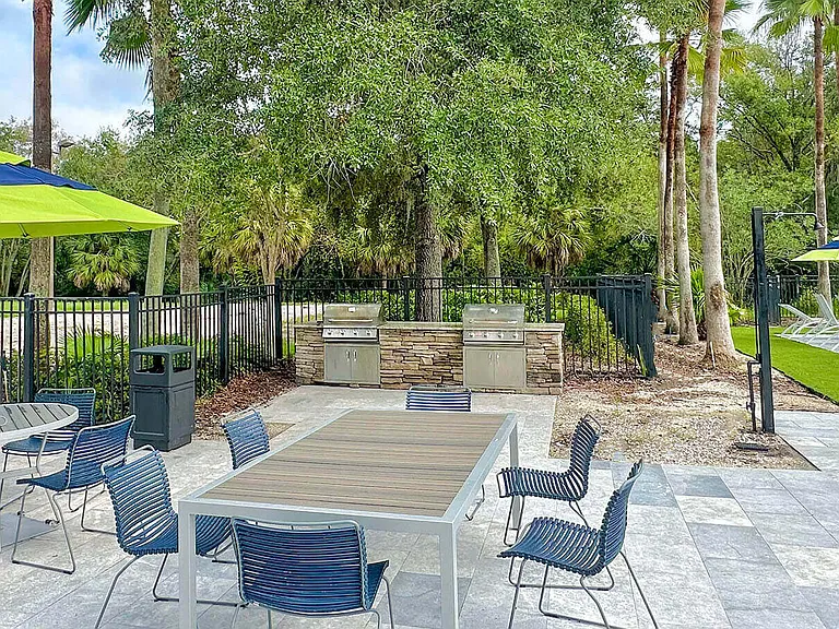 Westwood Reserve Apartments — Photo 17