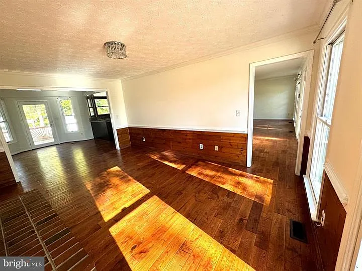 1326 Aquia Dr — Photo 36