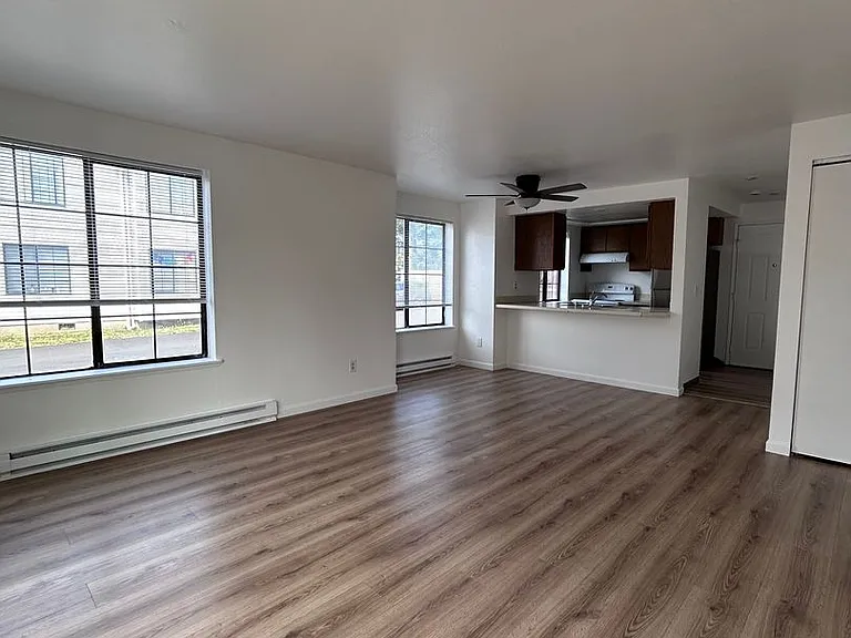 1730 Texas St #1 — Photo 8