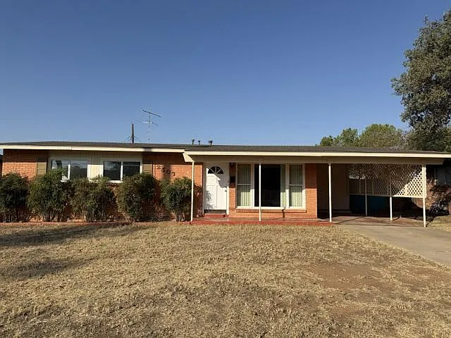 2503 Custer Ave