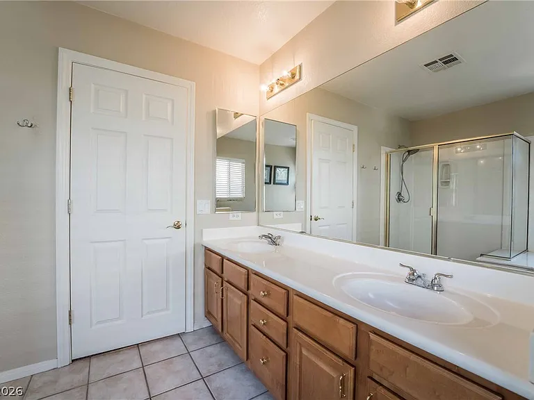 823 Beartooth Falls Ct — Photo 21