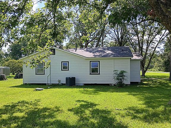 5th image of 317 Crawford Rd
