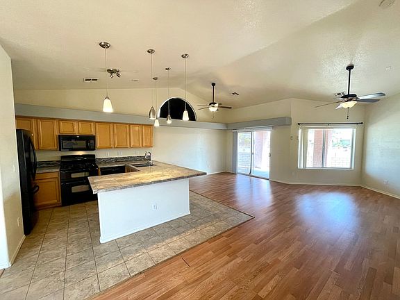 5th image of 2032 E Desert Palms Dr