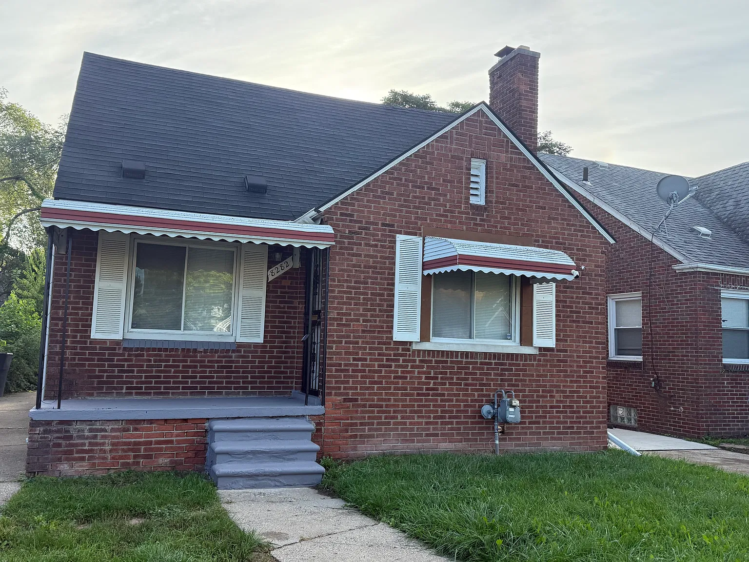 Newly Remodeled Ranch, Bordering Dearborn — Photo 1