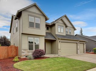 2174 A St, Hubbard, OR 97032