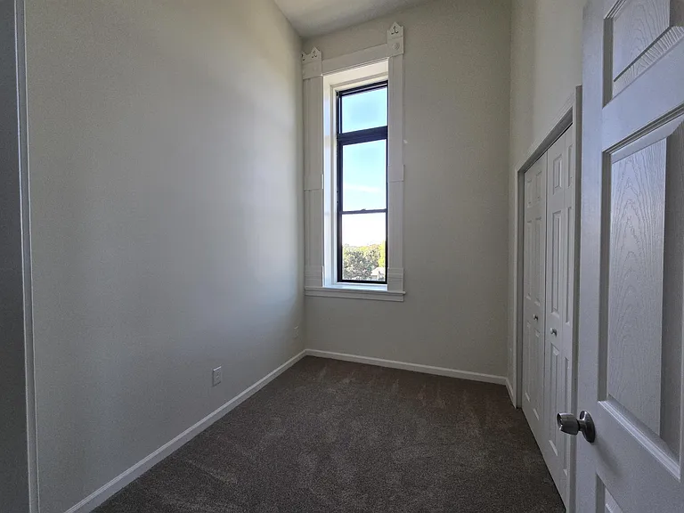 Campbell Lofts — Photo 9