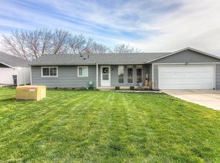 213 S 76th Ave, Yakima, WA 98908