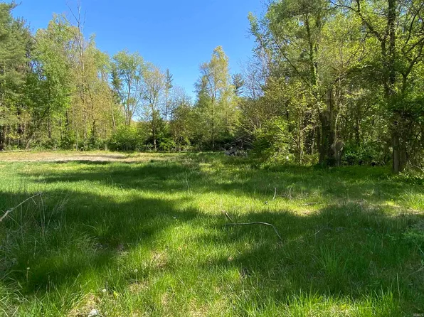 26075 County Road 4, Elkhart, IN 46514