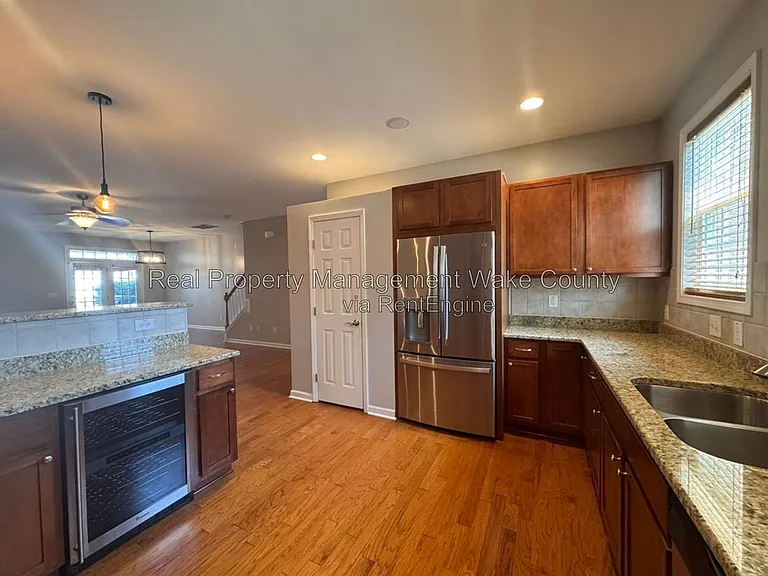 1365 Regulator St — Photo 24