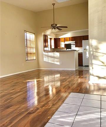 3rd image of 714 Fairfax Dr