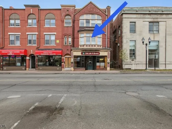 410 E Main St, Bound Brook Boro, NJ 08805