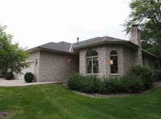 2175 Ferris Ln, Roseville, MN 55113