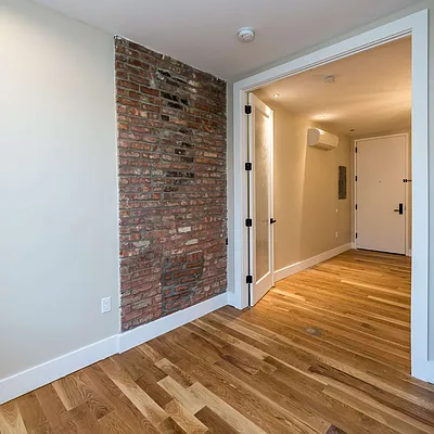 Rented by Nooklyn NYC LLC | media 74