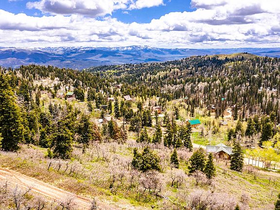 4th image of 1920 W Elk Rd