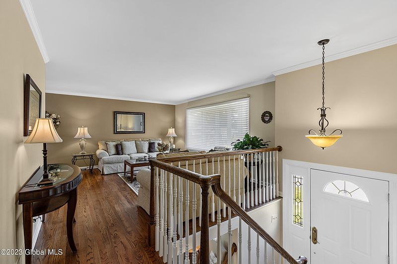 2nd image of 14 Wilshire Drive