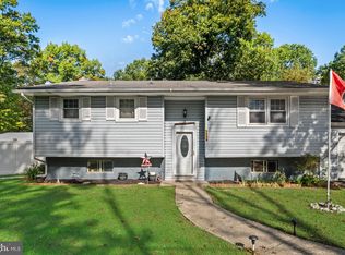 1034 Sykes Ln, Williamstown, NJ 08094