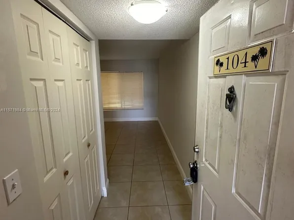 815 W Boynton Beach Blvd APT 13104, Boynton Beach, FL 33426