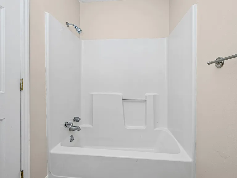 5918 King Charles Ct — Photo 34