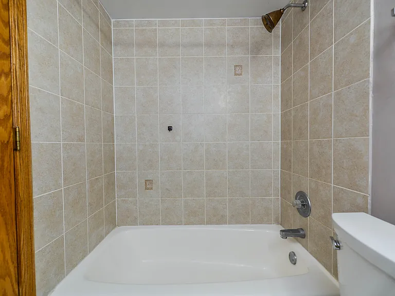 4600 N Cumberland Ave #509 — Photo 11