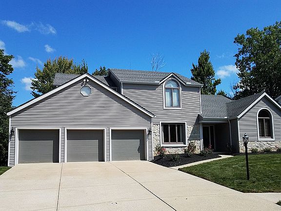 2nd image of 19203 Blue Point Dr