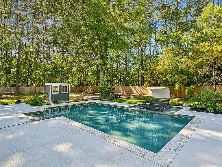 12099 Jones Rd — Photo 3