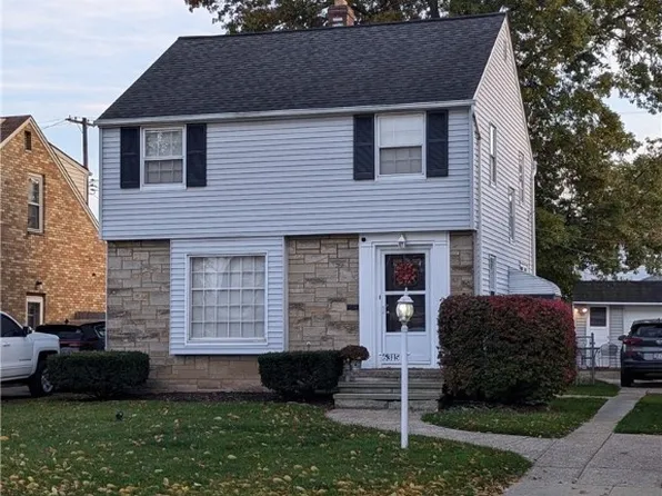 6315 Charles Ave, Parma, OH 44129
